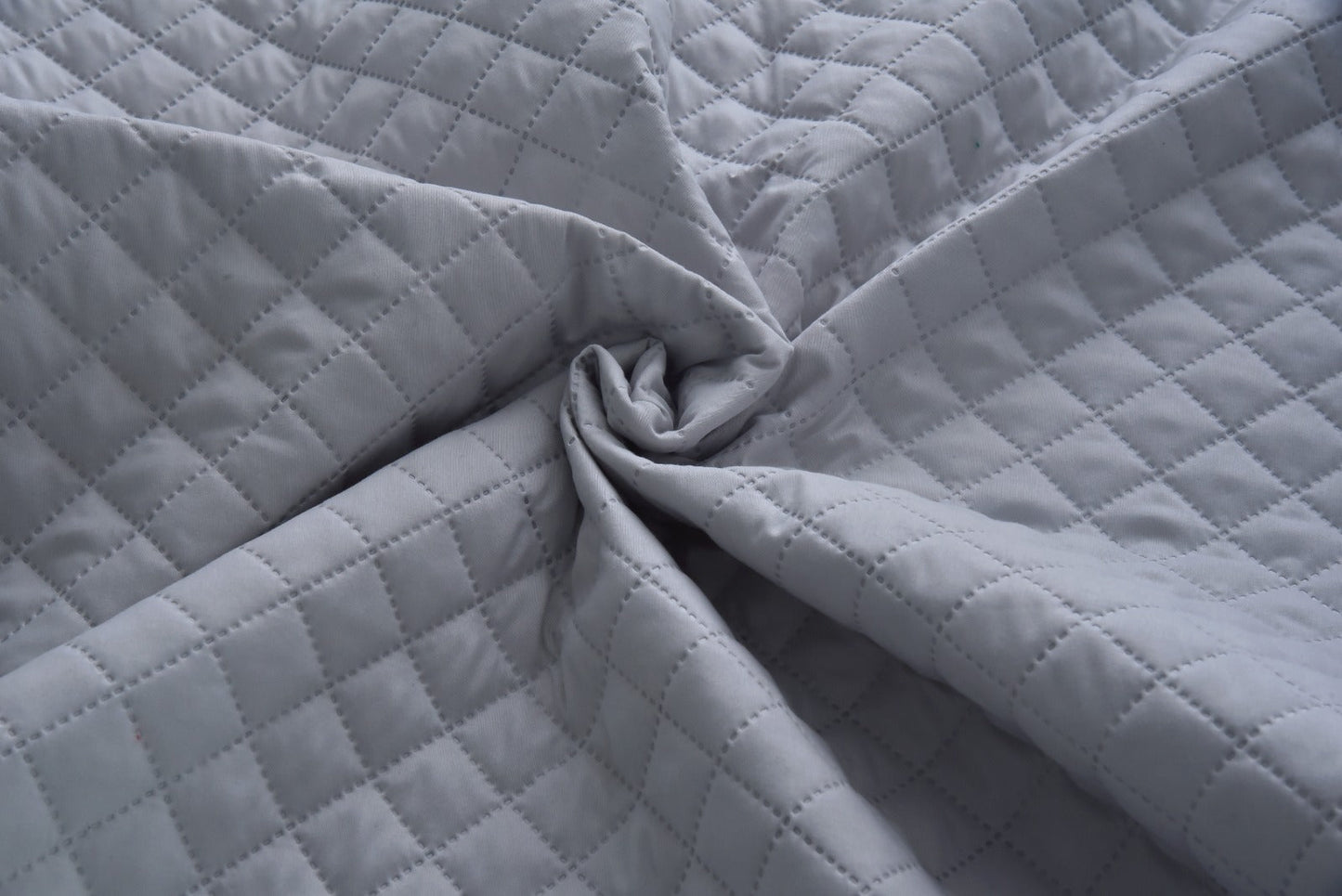 4 PCs Ultrasonic Quilted Luxury Bed Spread Set-Silver Over Maroon
