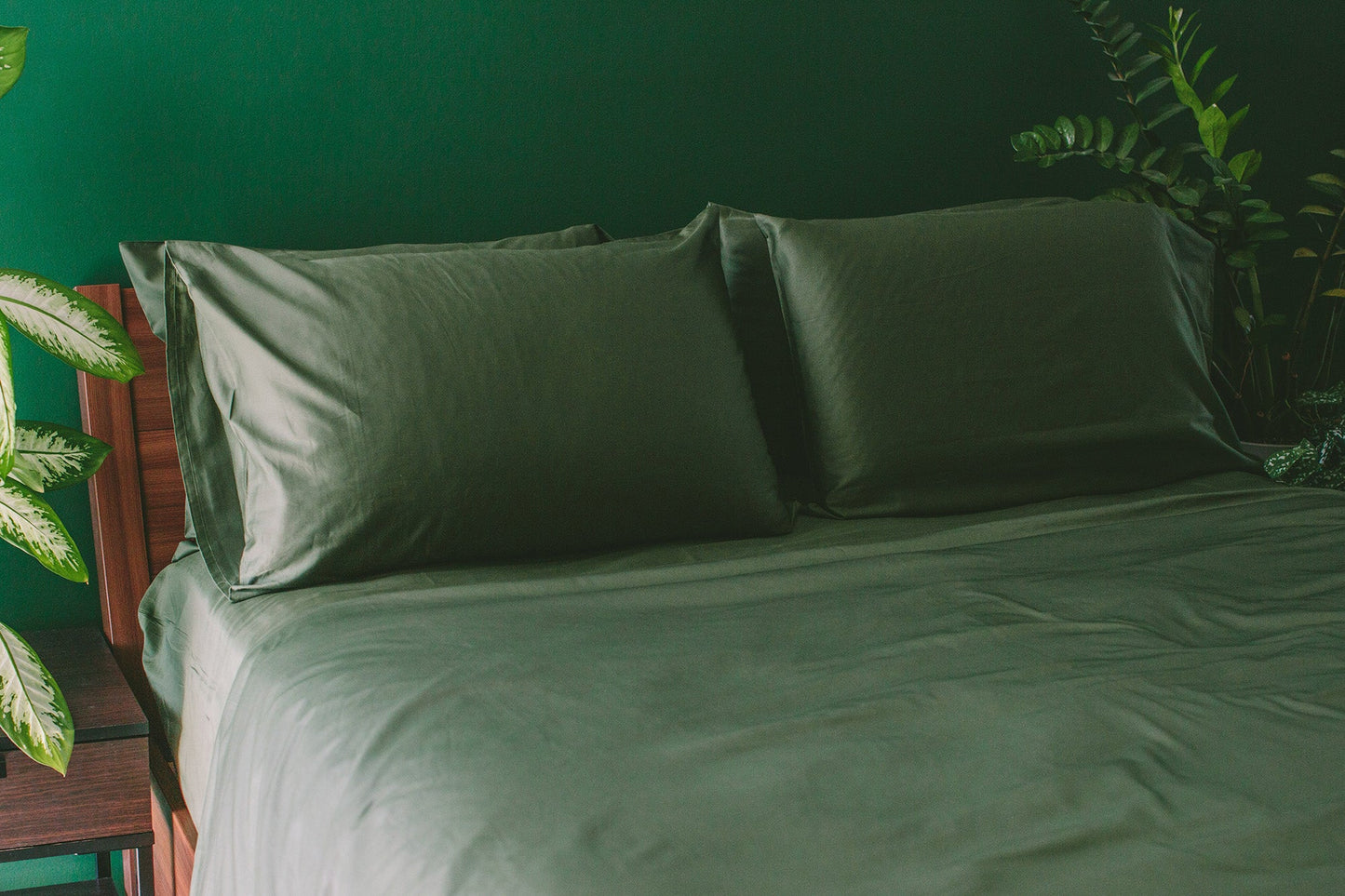 Nest Bedding® Sateen Organic Cotton Sheet Set + Pillowcases